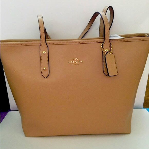 Coach Handbags - Coach bag